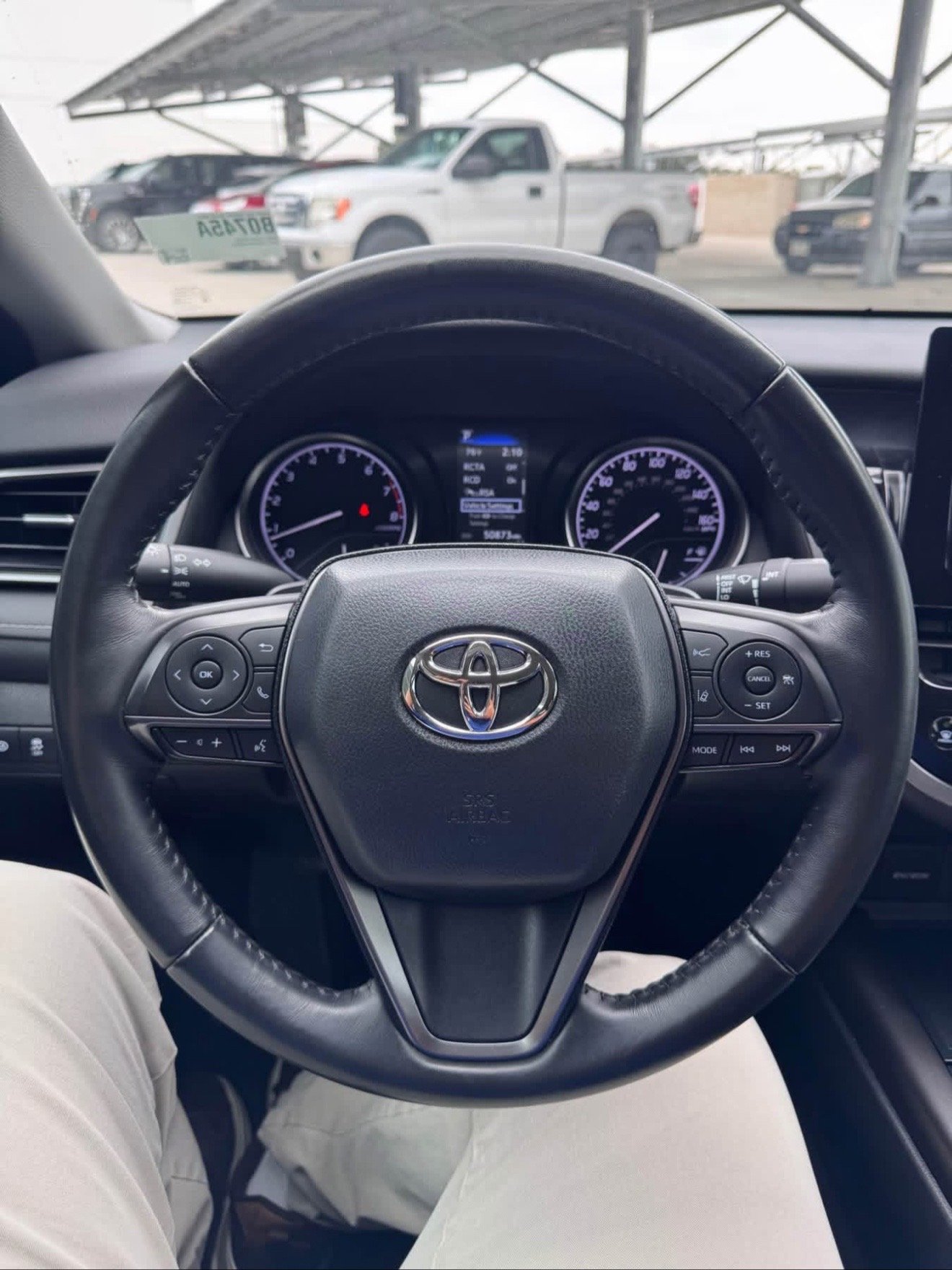 π₯ 2023 Toyota Camry SE - Image 2