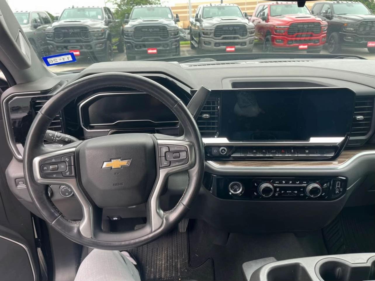 2022 Chevrolet Silverado LT 4x2 2.7L Turbo Max Engine - Image 3
