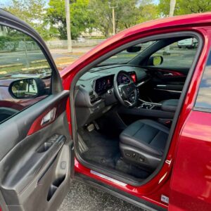 Alternative view of 2024 Chevrolet Traverse Z71