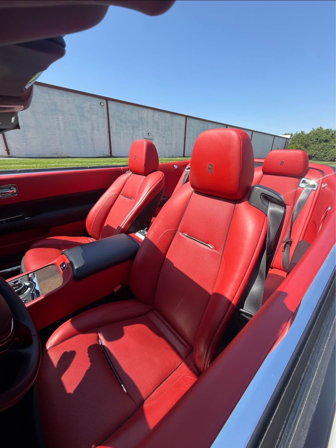 🔥🚨2016 Rolls-Royce Dawn🚨🔥 VIN: SCA666D56HU102836 - Image 12