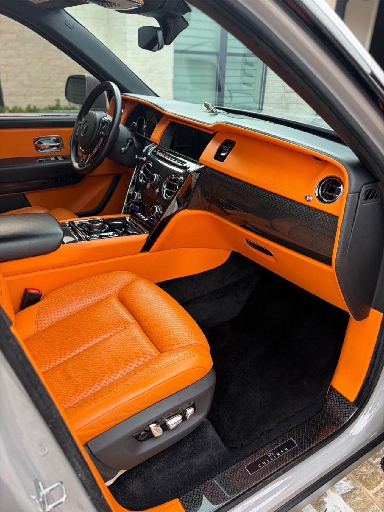 RollsRoyceCullinan 2022 - Image 4